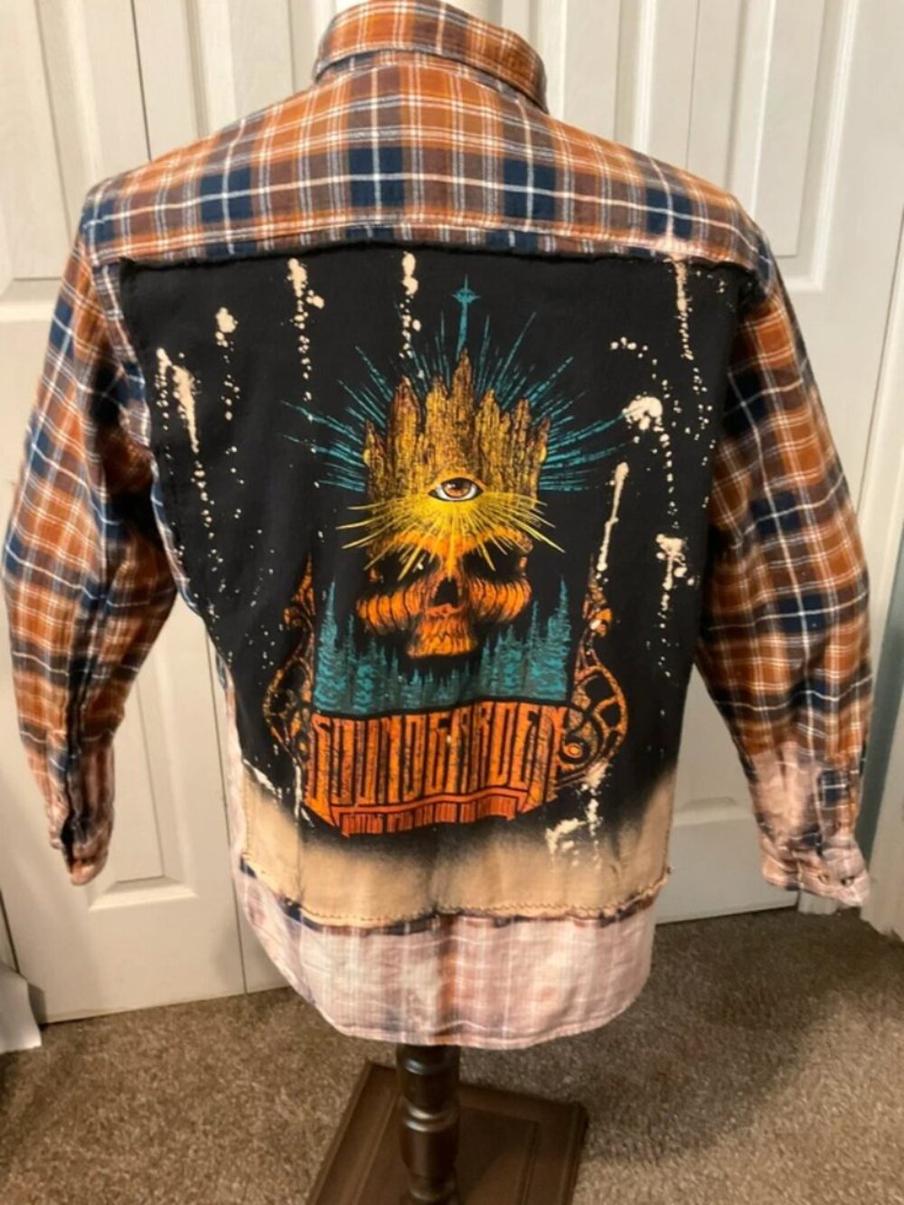 Soundgarden Upcycled Back Graphic T-Shirt on a Men’s Large Bleached Flannel